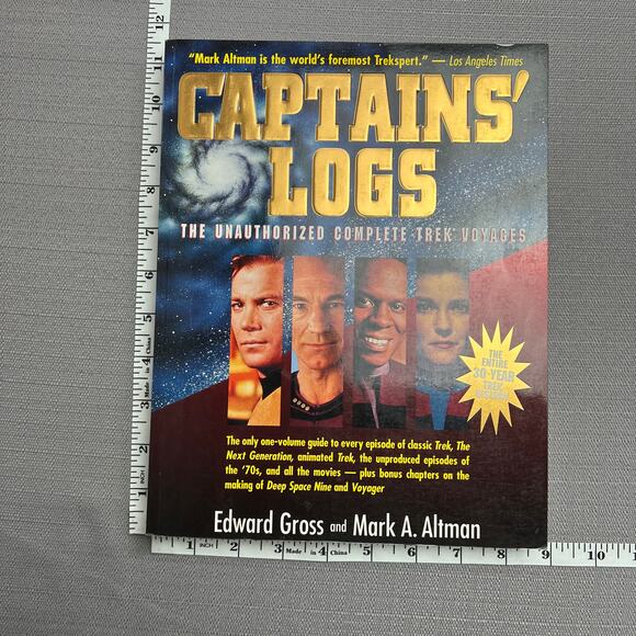 Star Trek Captains' Logs Book by Edward Gross and Mark A. Altman 1995 - Picture 7 of 8